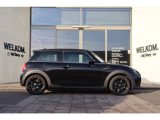 Mini Electric Classic / Sportstoelen / LED / PDC / Airconditioning / Cruise Control / Navigatie ActivLease financial lease