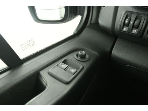 Opel Vivaro 1.6 CDTI L2H1 | Euro6 | Dubbele Cabine | Airco | Cruise | Trekh. | Navi | Sidebars | Parkeersens. ActivLease financial lease