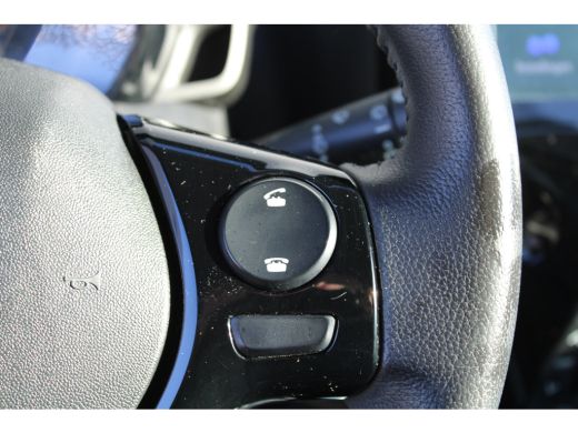 Peugeot 108 1.0 e-VTi Allure | Navi by app | Camera | Climate control | LED | Mistlampen | 21.500km | ActivLease financial lease