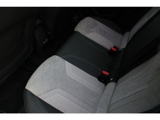 Peugeot 208 1.2 PureTech GT Pack | Automaat | 130pk | Navigatie | Camera | Panoramadak | Stoelverwarming | Fu... ActivLease financial lease