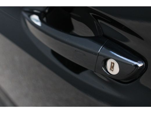 Peugeot 208 1.2 PureTech GT Pack | Automaat | 130pk | Navigatie | Camera | Panoramadak | Stoelverwarming | Fu... ActivLease financial lease