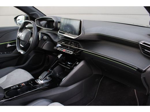 Peugeot 208 1.2 PureTech GT Pack | Automaat | 130pk | Navigatie | Camera | Panoramadak | Stoelverwarming | Fu... ActivLease financial lease
