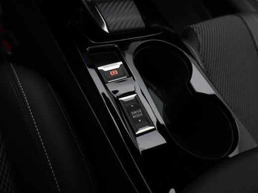 Peugeot 208 Hybrid 100 e-DCS6 GT | Achterbank in delen neerklapbaar | Achterruitverwarming | Achterspoiler ActivLease financial lease