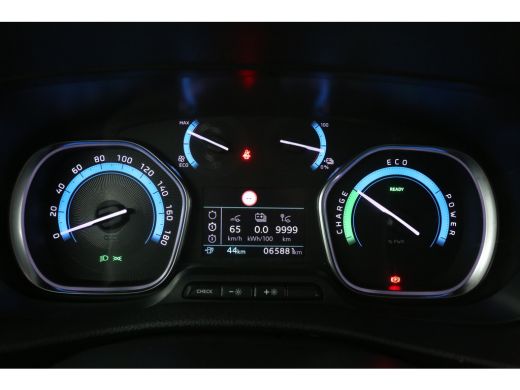 Peugeot e-Expert L2H1 75 kWh | SOH 93% | Snelladen | Airco | Cruise | 3-Zits | Camera | Trekh. | Carplay | Parkeer... ActivLease financial lease