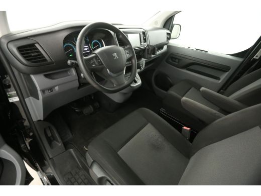 Peugeot e-Expert L2H1 75 kWh | SOH 93% | Snelladen | Airco | Cruise | 3-Zits | Camera | Trekh. | Carplay | Parkeer... ActivLease financial lease