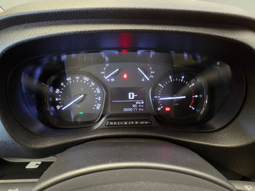 Peugeot Expert 1.5 BlueHDI 120 S&S L2 | 2 zitplaatsen rechtsvoor | Achteruitrijcamera | Airco ActivLease financial lease