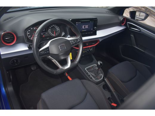Seat Ibiza 1.0 TSI 95PK EcoTSI FR | CRUISE CONTROL | ALL SEASON | APP. CONNECT | CLIMATE CONTROL | FULL LED ActivLease financial lease