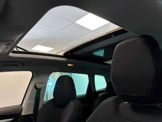 Skoda Karoq 1.5 150pk TSI ACT Business Edition Panoramadak | Parkeer Pakket | 	Navigatie Amundsen met 8" touc... ActivLease financial lease