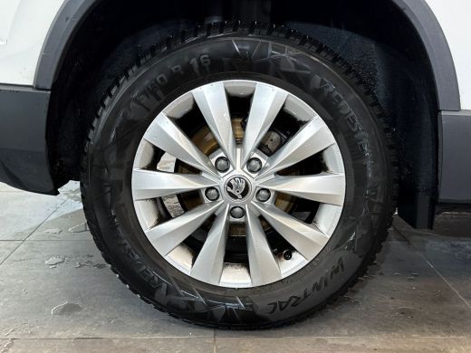 Skoda Karoq 1.5 150pk TSI ACT Business Edition Panoramadak | Parkeer Pakket | 	Navigatie Amundsen met 8" touc... ActivLease financial lease