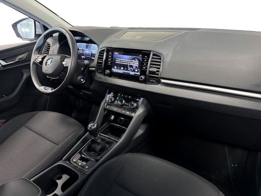 Skoda Karoq 1.5 150pk TSI ACT Business Edition Panoramadak | Parkeer Pakket | 	Navigatie Amundsen met 8" touc... ActivLease financial lease