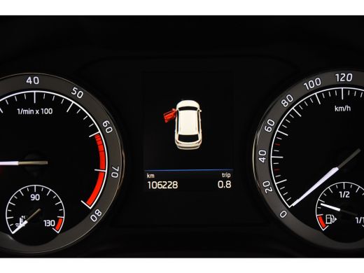 Skoda Karoq 1.5 TSI Ambition *1ste Eigenaar*Parkassist*Trekhaak* ActivLease financial lease