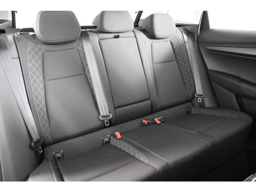 Skoda Karoq 1.5 TSI Ambition *1ste Eigenaar*Parkassist*Trekhaak* ActivLease financial lease