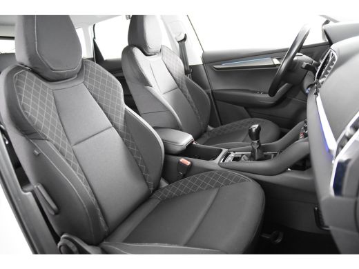 Skoda Karoq 1.5 TSI Ambition *1ste Eigenaar*Parkassist*Trekhaak* ActivLease financial lease