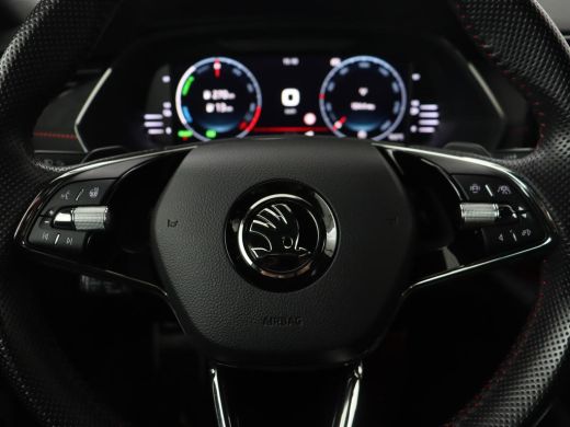 Skoda Octavia 1.4 TSI RS iV PHEV | Stoelverwarming | Head-Up | Matrix LED | Sfeerverlichting | Adaptive cruise ... ActivLease financial lease