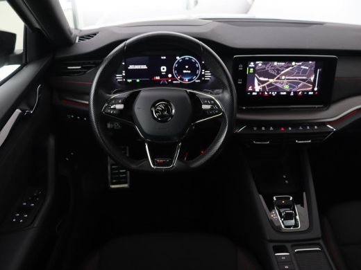 Skoda Octavia 1.4 TSI RS iV PHEV | Stoelverwarming | Head-Up | Matrix LED | Sfeerverlichting | Adaptive cruise ... ActivLease financial lease