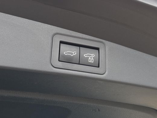 Toyota Corolla Touring Sports Hybrid 200 GR Sport | Apple CarPlay | Head-Up | Navigatie | Rijklaar incl. garantie | ActivLease financial lease