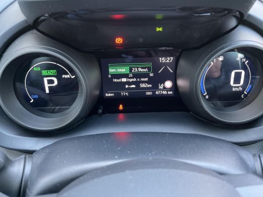 Toyota Yaris 1.5 Hybrid Dynamic | All-in prijs | Automaat | Trekhaak afneembare kogel ActivLease financial lease