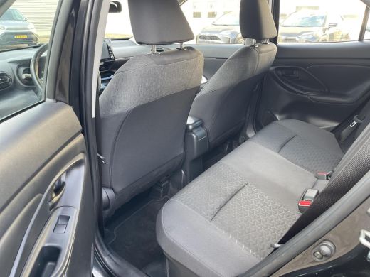 Toyota Yaris Cross 1.5 Hybrid Active ActivLease financial lease