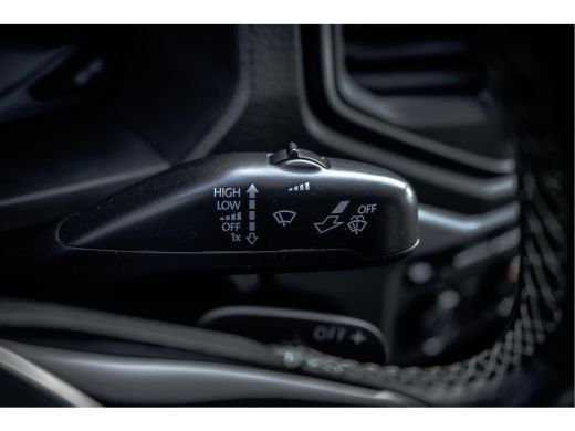 Volkswagen Amarok 3.0 TDI V6 L2H1 | 4Motion | Aventura | DC | 259 PK | Leder | Automaat | Schakelflippers ActivLease financial lease