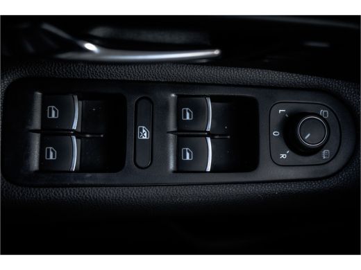 Volkswagen Amarok 3.0 TDI V6 L2H1 | 4Motion | Aventura | DC | 259 PK | Leder | Automaat | Schakelflippers ActivLease financial lease