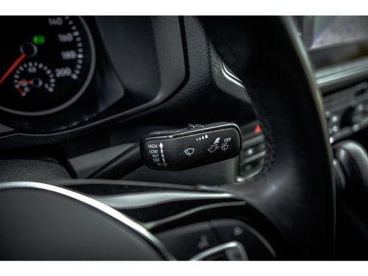 Volkswagen Crafter 35 2.0 TDI L3H3 Exclusive | 177 PK | Automaat | Carplay | Camera | Cruise ActivLease financial lease