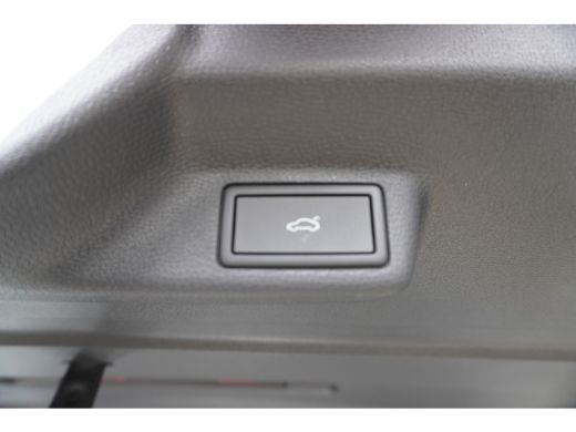 Volkswagen ID. Buzz Pro Bulli Limited Edition 286 pk, Open & Close Pakket, Trekhaak Elektrisch Wegklapbaar, Design Pa... ActivLease financial lease