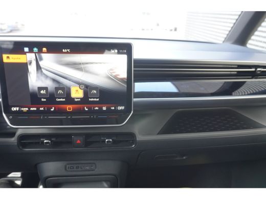 Volkswagen ID. Buzz Pro Bulli Limited Edition 286 pk, Open & Close Pakket, Trekhaak Elektrisch Wegklapbaar, Design Pa... ActivLease financial lease