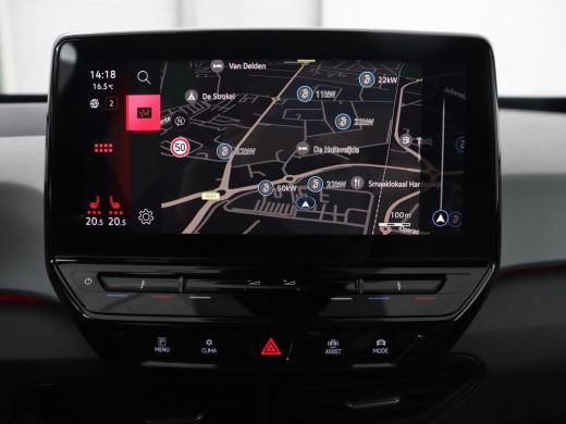 Volkswagen ID.3 First Plus 58 kWh | Stoel & stuurverwarming | Camera | Adaptive cruise | Sfeerverlichting | Carpl... ActivLease financial lease