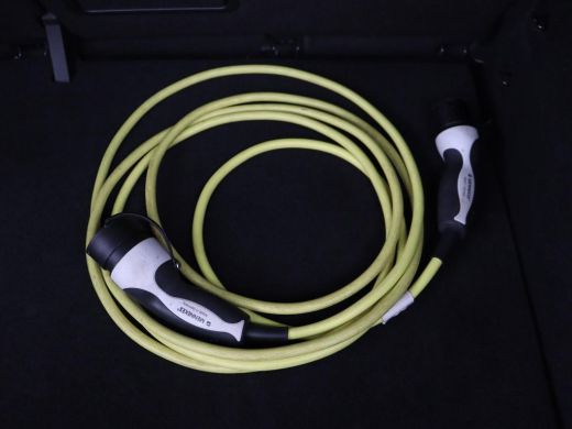 Volkswagen ID.3 First Plus 58 kWh | Stoel & stuurverwarming | Camera | Adaptive cruise | Sfeerverlichting | Carpl... ActivLease financial lease