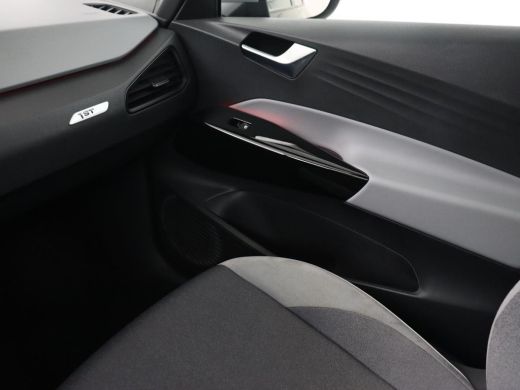 Volkswagen ID.3 First Plus 58 kWh | Trekhaak | Stoel & stuurverwarming | Camera | Adaptive cruise | Sfeerverlicht... ActivLease financial lease