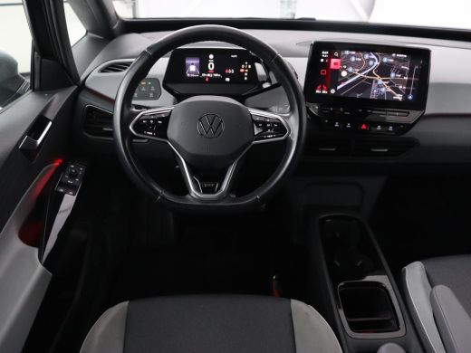 Volkswagen ID.3 First Plus 58 kWh | Trekhaak | Stoel & stuurverwarming | Camera | Adaptive cruise | Sfeerverlicht... ActivLease financial lease