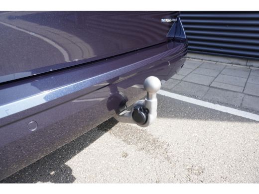 Volkswagen Multivan 1.5 eHybrid L2 Bulli Edition 4-Motion, IQ Light koplampen, 7-persoons Vis-a-Vis, Navigatie, Trekhaak ActivLease financial lease