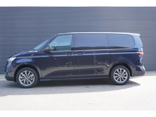 Volkswagen Multivan 1.5 eHybrid L2 Bulli Edition 4-Motion, IQ Light koplampen, 7-persoons Vis-a-Vis, Navigatie, Trekhaak ActivLease financial lease