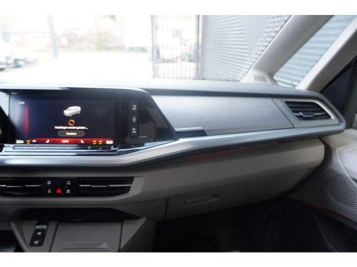 Volkswagen Multivan 1.5 eHybrid L2 Bulli Edition 4-Motion, IQ Light koplampen, 7-persoons Vis-a-Vis, Navigatie, Trekhaak ActivLease financial lease