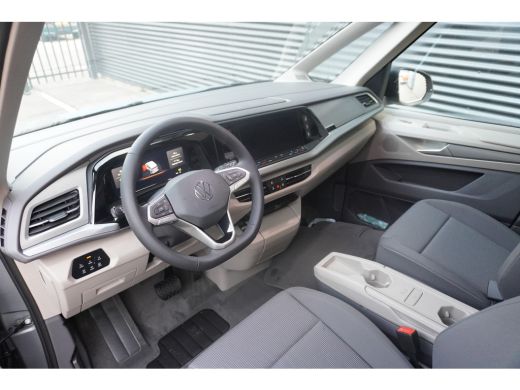 Volkswagen Multivan 1.5 eHybrid L2 Bulli Edition 4-Motion, IQ Light koplampen, 7-persoons Vis-a-Vis, Navigatie, Trekhaak ActivLease financial lease