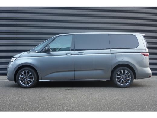 Volkswagen Multivan 1.5 eHybrid L2 Bulli Edition 4-Motion, IQ Light koplampen, 7-persoons Vis-a-Vis, Navigatie, Trekhaak ActivLease financial lease
