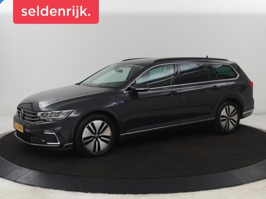 Volkswagen Passat 1.4 TSI PHEV GTE | Trekhaak | Stoelverwarming | Massage | Camera | Carplay | Navigatie | Adaptive...