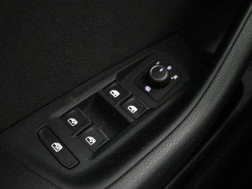 Volkswagen Passat 1.4 TSI PHEV GTE | Trekhaak | Stoelverwarming | Massage | Camera | Carplay | Navigatie | Adaptive... ActivLease financial lease