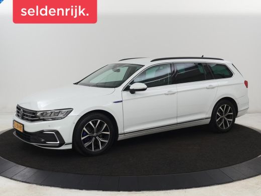 Volkswagen Passat 1.4 TSI PHEV GTE | Trekhaak | Stoelverwarming | Virtual Cockpit | Camera | Adaptive cruise | Carp...
