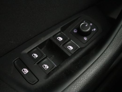 Volkswagen Passat 1.4 TSI PHEV GTE | Trekhaak | Stoelverwarming | Virtual Cockpit | Camera | Adaptive cruise | Carp... ActivLease financial lease