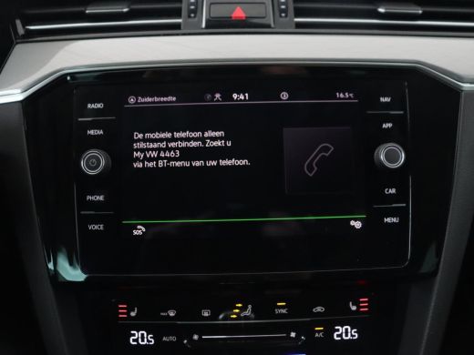 Volkswagen Passat 1.4 TSI PHEV GTE | Trekhaak | Stoelverwarming | Virtual Cockpit | Camera | Adaptive cruise | Carp... ActivLease financial lease