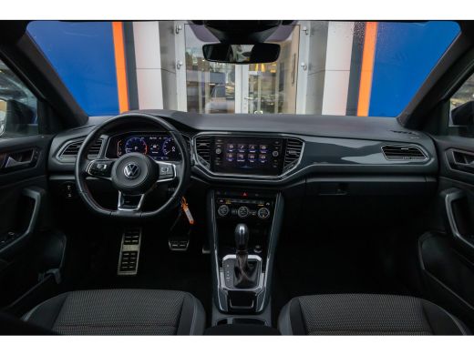 Volkswagen T-Roc 1.5 TSI Sport Business R | Trekhaak | Cruise adaptief | Camera | Stoelverwarming | Keyless | Navi... ActivLease financial lease