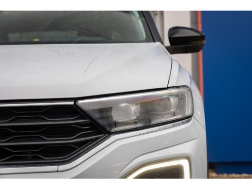 Volkswagen T-Roc 1.5 TSI Sport Business R | Trekhaak | Cruise adaptief | Camera | Stoelverwarming | Keyless | Navi... ActivLease financial lease