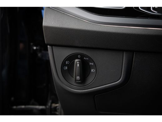 Volkswagen Taigo 1.0 TSI R-Line | Elektrisch pano-dak | Adap cruise | Camera | Stoel VW | Apple Carplay/Android Au... ActivLease financial lease