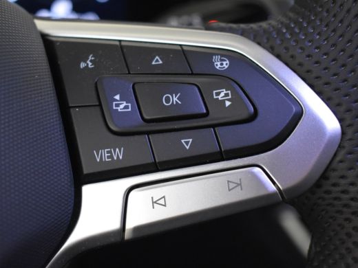 Volkswagen Tiguan 1.5 eHybrid R-Line Edition 272pk | Panoramadak | Trekhaak | Harman kardon audio | Head up display... ActivLease financial lease