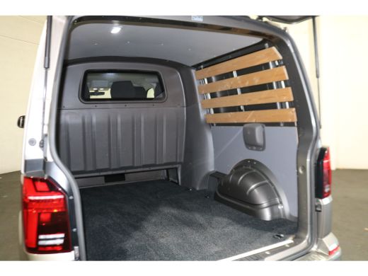 Volkswagen Transporter 2.0 TDI 150pk L2 H1 DC Bulli Automaat ActivLease financial lease