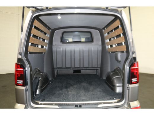 Volkswagen Transporter 2.0 TDI 150pk L2 H1 DC Bulli Automaat ActivLease financial lease