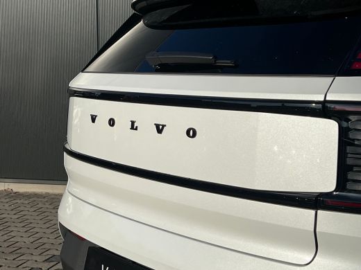 Volvo  EX30 Single Motor Extended Range Europa 69 kWh | 20 Inch | Elektrische Voorstoelen | Harman/Kardon | N... ActivLease financial lease