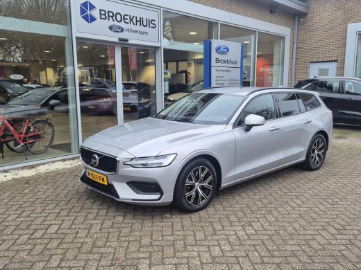 Volvo  V60 2.0 B3 Essential Edition 163pk | Leder | Adaptive Cruise | Dodehoek Detectie | Stoel & Stuur Verw... ActivLease financial lease
