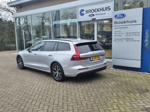Volvo  V60 2.0 B3 Essential Edition 163pk | Leder | Adaptive Cruise | Dodehoek Detectie | Stoel & Stuur Verw... ActivLease financial lease